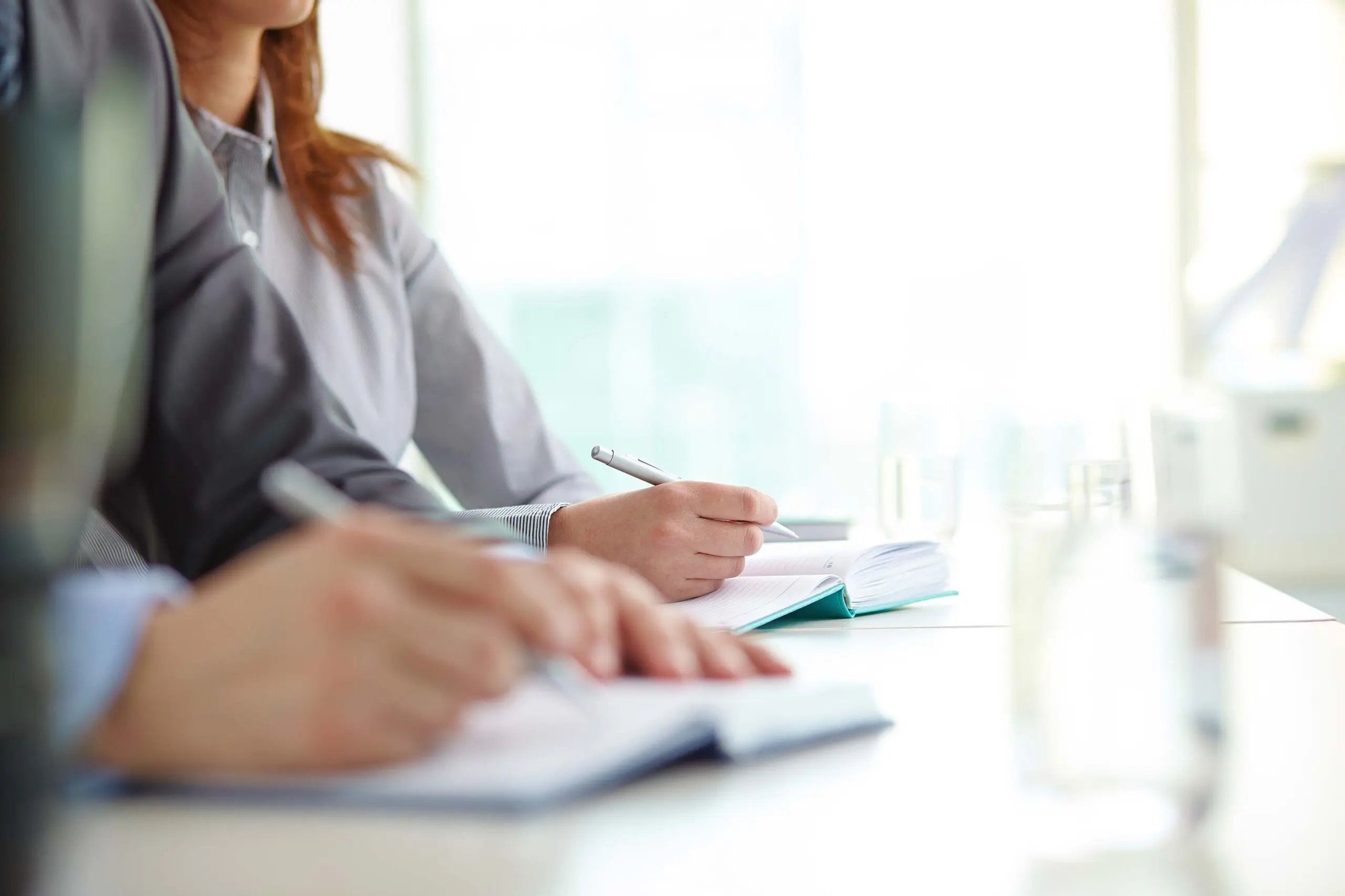 formazione finanziata - persone che prendono appunti